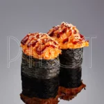 Запечённые суши с крабом